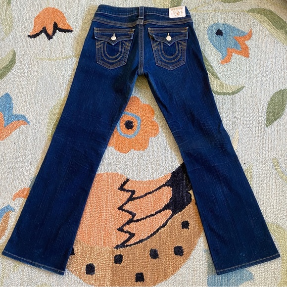 True Religion I Becky QT I Mid-Rise Boot Cut Jeans - Picture 3 of 16